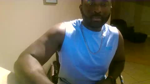 Snapshot of moed1987 chatting on 06-03-26, 05:54 Carluv99 online show from 06-03-26, 05:54