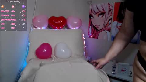 Snapshot of moertomlly chatting on 02-17-25, 03:47 Molly online show from 02-17-25, 03:47