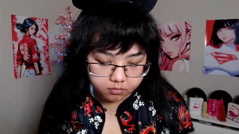 Molly online show from 11-01-25, 05:09