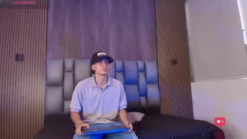 Snapshot of mohamed_malik chatting on 05-05-26, 12:35 mohamed_malik online show from 05-05-26, 12:35