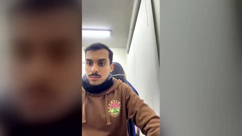 Snapshot of mohammedthebestis10 chatting on 12-22-25, 04:04 mohammedthebestis10 online show from 12-22-25, 04:04