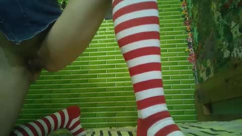 MohawkRed online show from 12-01-25, 04:39