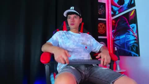 moises_23cm online show from 02-23-25, 03:56