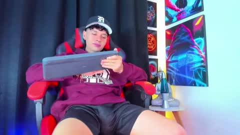 moises_23cm online show from 03-05-25, 05:29