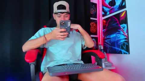 moises_23cm online show from 03-06-25, 04:17