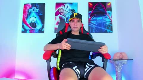 moises_23cm online show from 09-28-25, 02:17