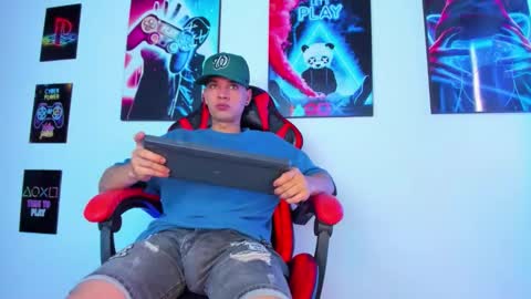 moises_23cm online show from 11-05-25, 08:31