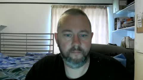 Snapshot of moistfalafel chatting on 06-18-26, 03:49 Jode online show from 06-18-26, 03:49