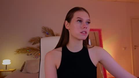 Molly online show from 02-13-25, 09:27