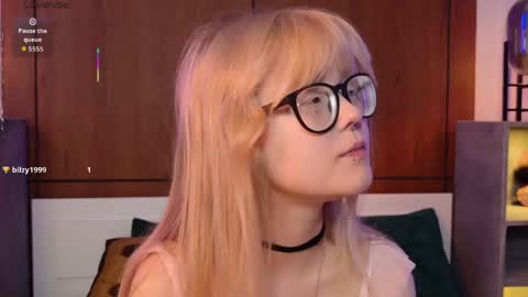 Snapshot of moliqin chatting on 06-04-26, 07:58 moliqin online show from 06-04-26, 07:58