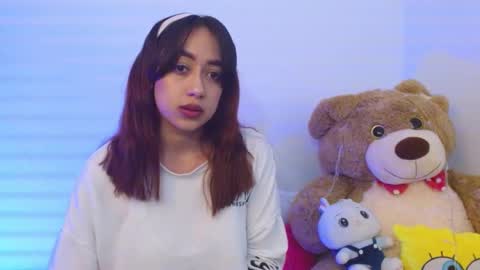 M o L l i E  online show from 12-28-24, 01:29