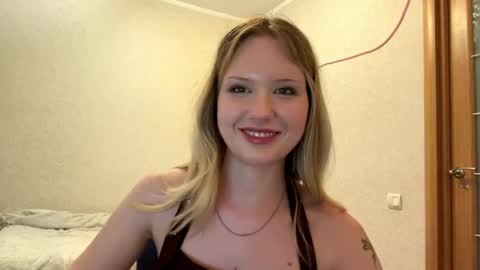 Snapshot of mollieadamek chatting on 05-09-26, 02:22 Lisa online show from 05-09-26, 02:22