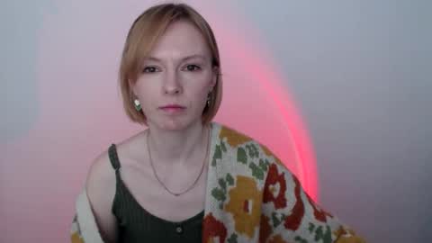 mollilove online show from 05-16-26, 06:43