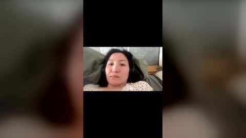 Snapshot of molly242424 chatting on 03-23-26, 02:21 molly242424 online show from 03-23-26, 02:21