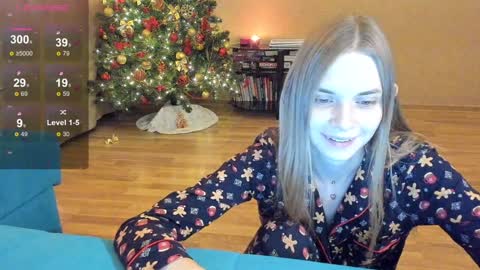 Molly Hunt online show from 12-25-24, 07:03