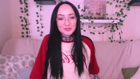 molly_kisss online show from 09-14-25, 04:11