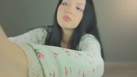 Snapshot of molly_millerr chatting on 07-21-26, 08:55 molly_millerr online show from 07-21-26, 08:55