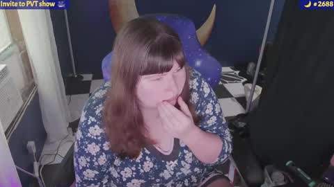 molly_moons online show from 09-14-25, 08:41