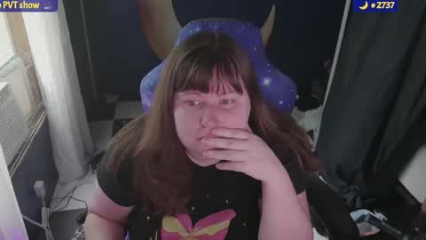 molly_moons online show from 09-15-25, 06:41