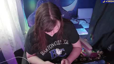 molly_moons online show from 10-16-25, 05:03