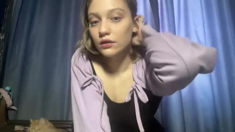 molly_poly online show from 11-11-25, 11:10