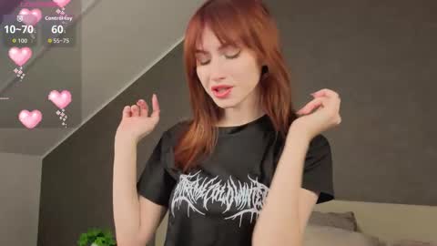 Molly online show from 09-14-25, 01:38