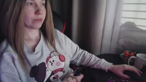 I have new photos come and see with love Molly online show from 11-12-25, 11:10