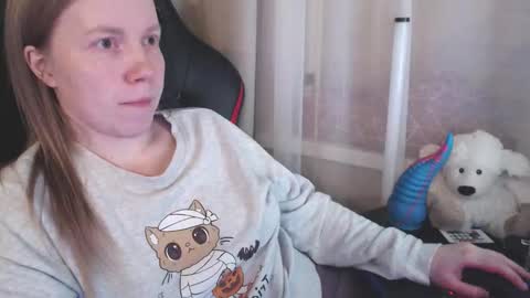 I have new photos come and see with love Molly online show from 02-08-26, 07:50