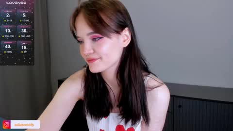 Molly Sulivan online show from 09-25-25, 05:16