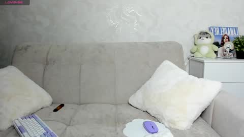 Snapshot of molly_sweetbaby chatting on 12-12-24, 03:48 Ill tell you when were private online show from 12-12-24, 03:48