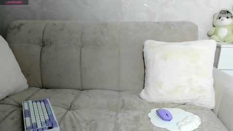 Snapshot of molly_sweetbaby chatting on 12-19-24, 03:08 Ill tell you when were private online show from 12-19-24, 03:08