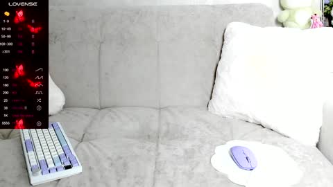 Snapshot of molly_sweetbaby chatting on 01-10-25, 03:37 Ill tell you when were private online show from 01-10-25, 03:37