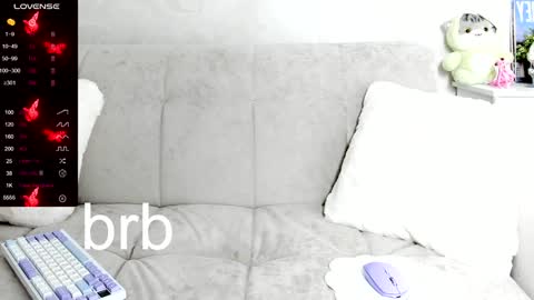 Snapshot of molly_sweetbaby chatting on 01-12-25, 05:33 Ill tell you when were private online show from 01-12-25, 05:33