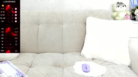 Snapshot of molly_sweetbaby chatting on 01-26-25, 05:02 Ill tell you when were private online show from 01-26-25, 05:02