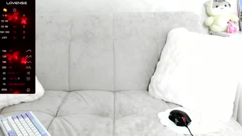 Snapshot of molly_sweetbaby chatting on 02-13-25, 04:28 Ill tell you when were private online show from 02-13-25, 04:28