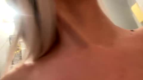 Snapshot of molly_theslut chatting on 02-21-25, 02:50 molly_theslut online show from 02-21-25, 02:50