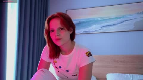Snapshot of mollybossy chatting on 05-28-26, 04:43 Molly online show from 05-28-26, 04:43