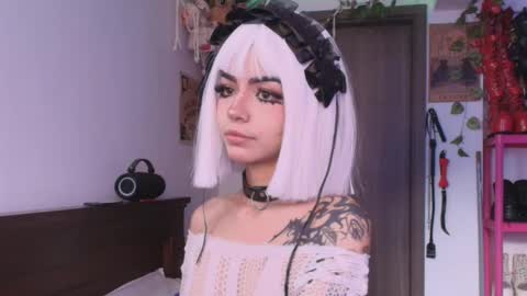 Snapshot of mollycrystalll chatting on 02-26-26, 12:59 mollycrystalll online show from 02-26-26, 12:59