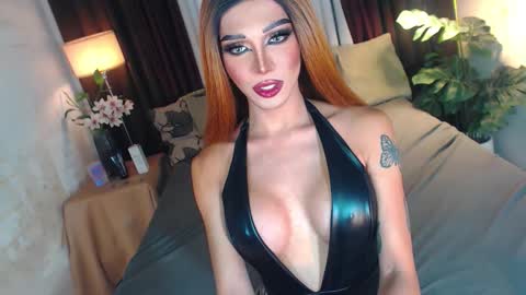 Molly online show from 10-27-25, 08:29