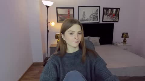 Snapshot of mollydangerous chatting on 01-28-25, 08:04 Taisha online show from 01-28-25, 08:04