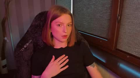 Snapshot of mollydangerous chatting on 10-02-25, 04:52 Taisha online show from 10-02-25, 04:52