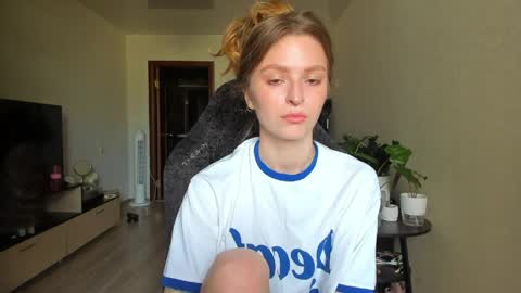 Snapshot of mollydangerous chatting on 05-31-26, 03:19 Taisha online show from 05-31-26, 03:19