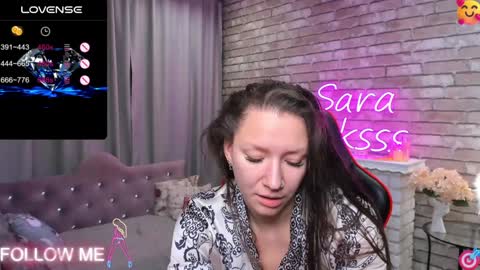 hi im Molly heregreat boobs big heart  warm pussy  online show from 02-02-25, 01:34