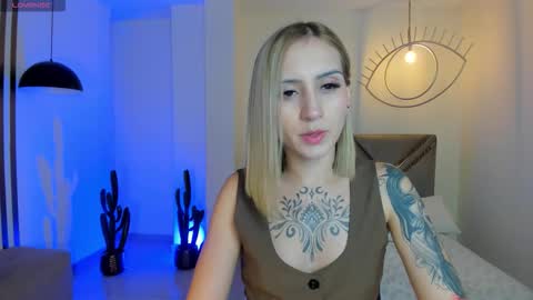 Molly Sunders online show from 02-03-26, 04:54