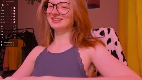 mollytucker online show from 12-21-25, 02:46