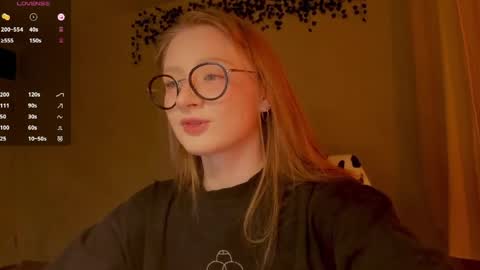 mollytucker online show from 04-11-26, 04:00