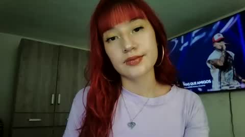 Snapshot of mollywalter chatting on 06-23-26, 04:49 mollywalter online show from 06-23-26, 04:49