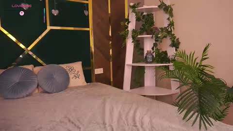 mollyymayy online show from 03-02-26, 12:23