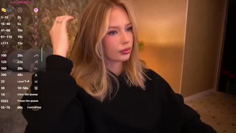mollyymayy online show from 05-15-26, 01:45