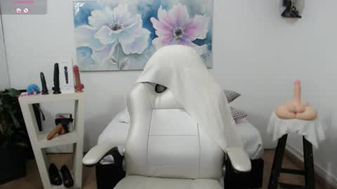 Celeste online show from 03-06-25, 12:21